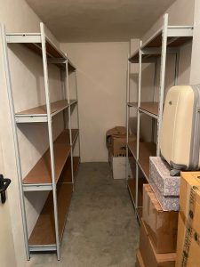 Estanterías metálicas montadas por Estantelda en un trastero