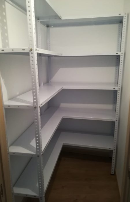 estanterias-angulo-ranurado3